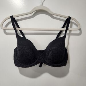 Victoria's Secret Black Lace Lined Demi Bra Size 32DD